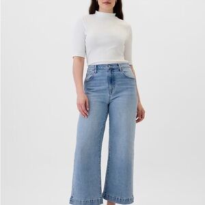 GAP Light Blue High Rise Wide-Leg Crop Jeans size 10/30R
